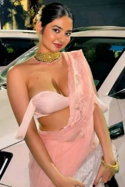 Meera - College Girl Escort Mussoorie
